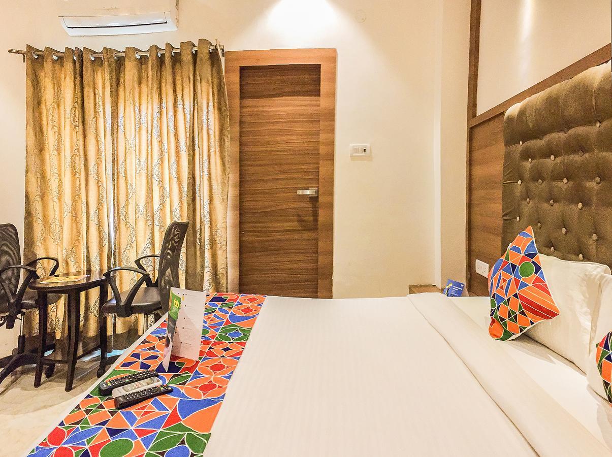 Fabhotel Prime Sarin Inn Heritage バラナシ エクステリア 写真